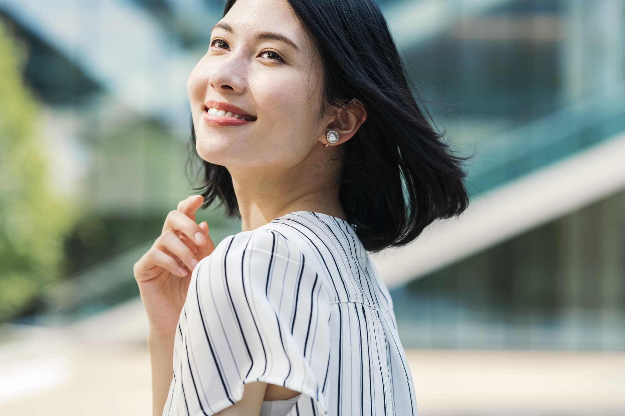 笑顔の女性