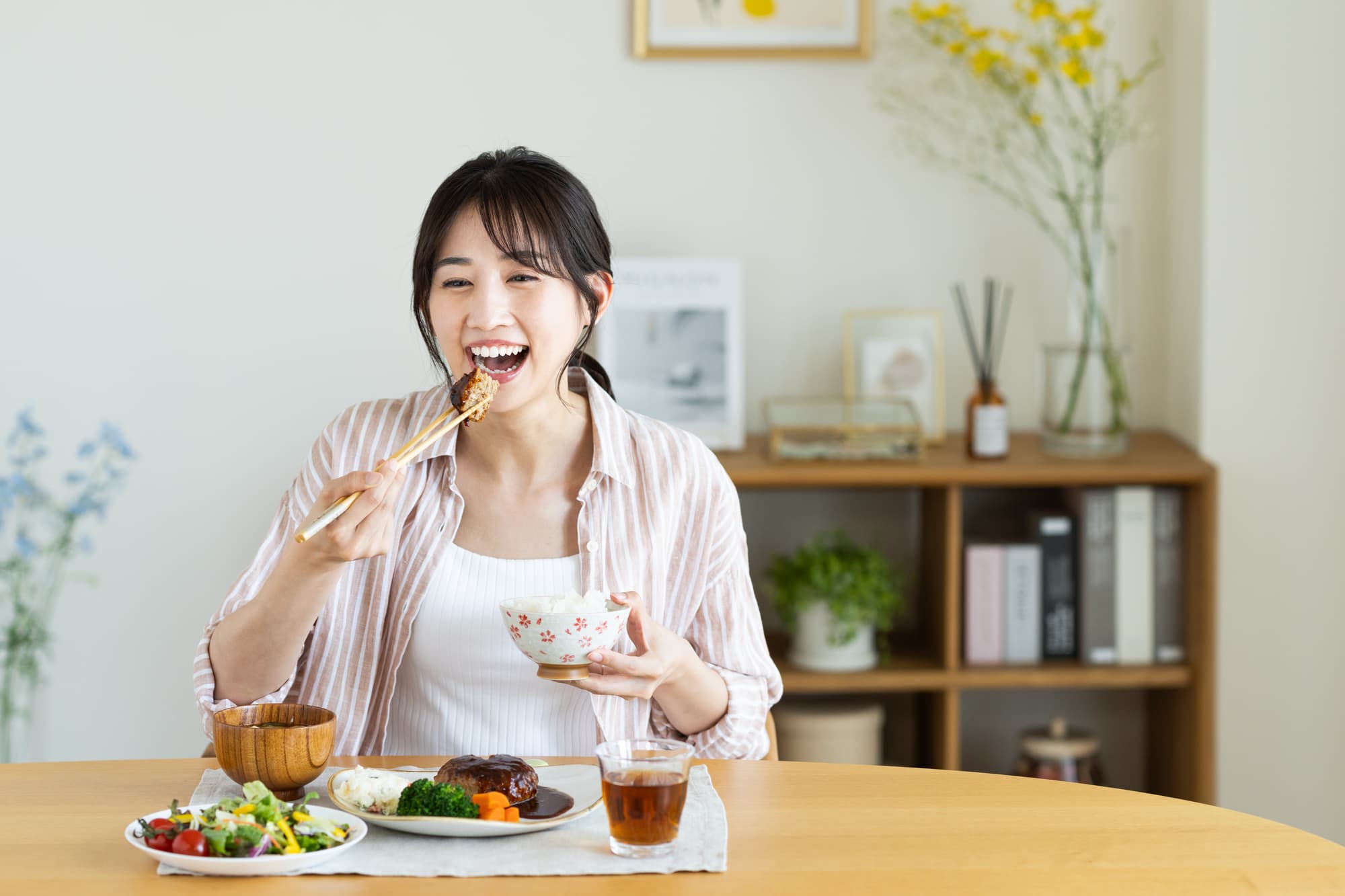 顎関節症を治療して食事を楽しめるようになった女性