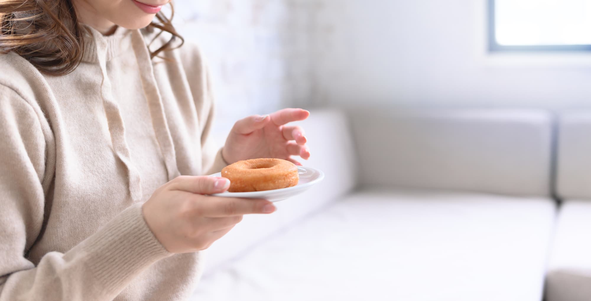間食が多い女性